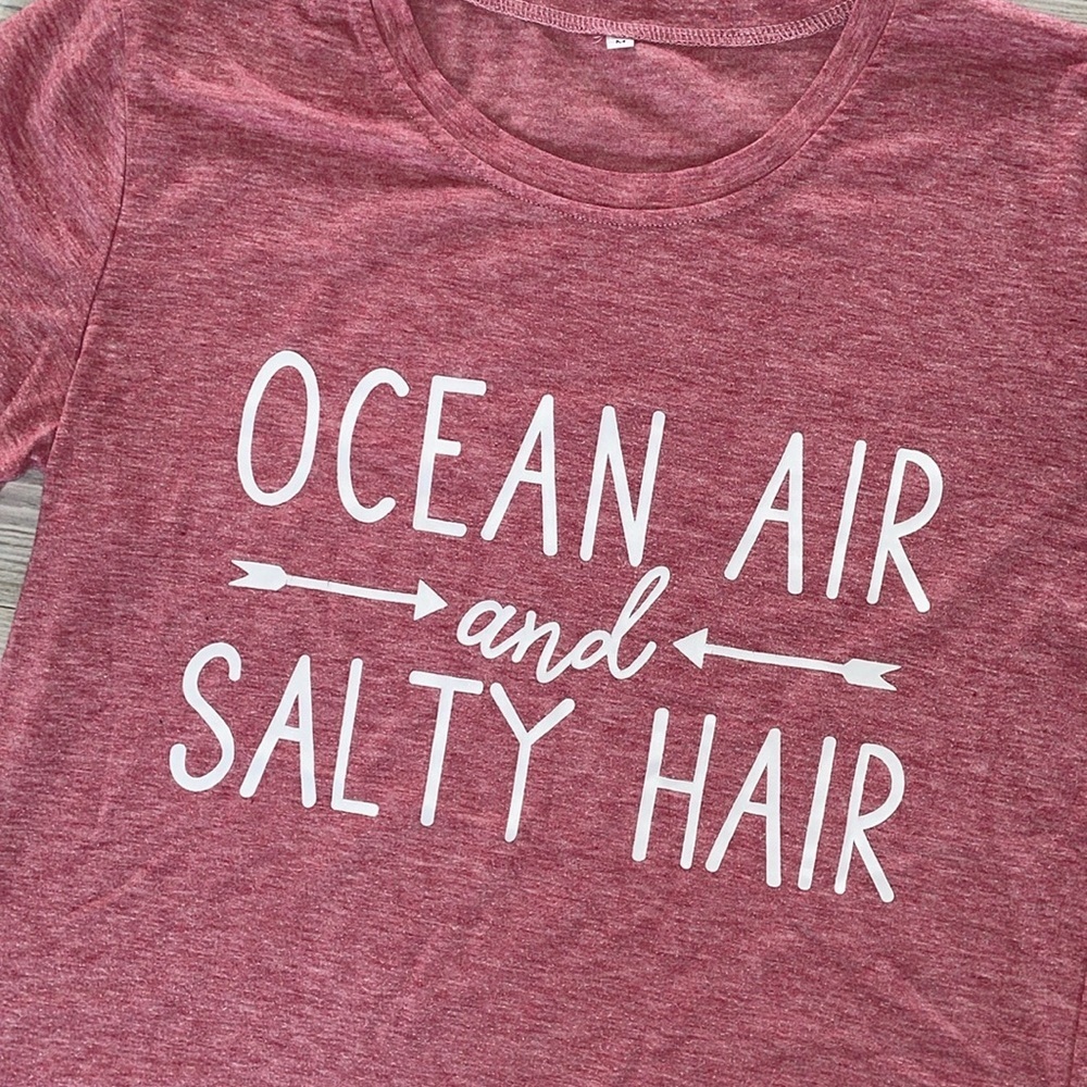 ⭐ Women’s Size Medium Graphic Tee – “Ocean Air & Salty Hair” ⭐ - Picture 4 of 8